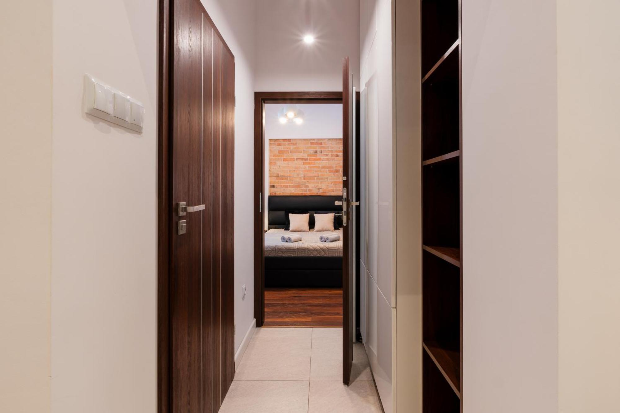 Luna Prestige Suite Krasków Exterior foto